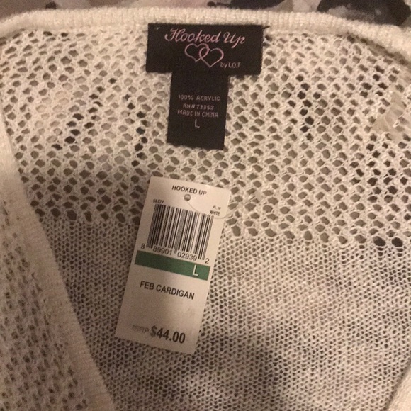 Macy’s Knit Cardigan - Picture 5 of 7